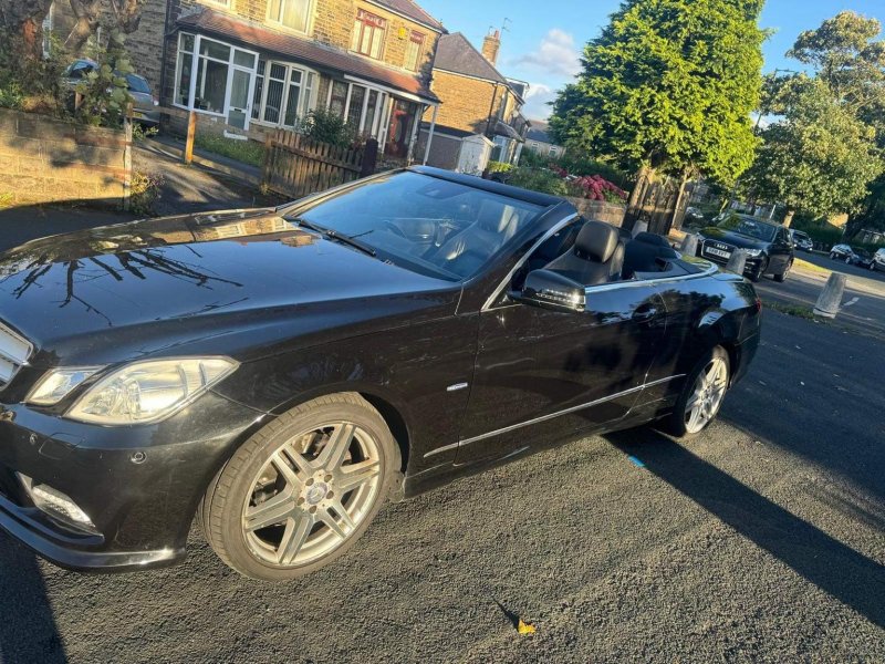 View MERCEDES-BENZ E CLASS 2.1 E250 CDI BlueEfficiency Sport Cabriolet G-Tronic+ Euro 5 (s/s) 2dr