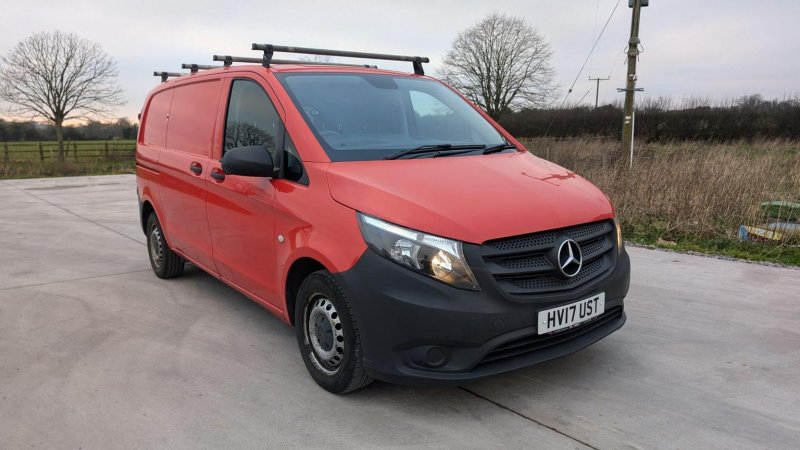 View MERCEDES-BENZ VITO 1.6 109 CDI FWD L2 Euro 6 6dr