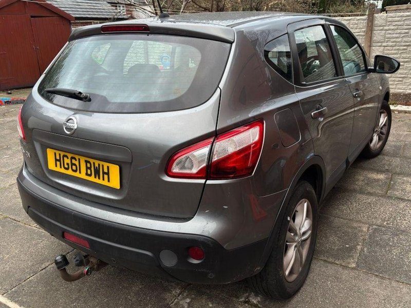 View NISSAN QASHQAI 1.6 Acenta 2WD Euro 5 (s/s) 5dr
