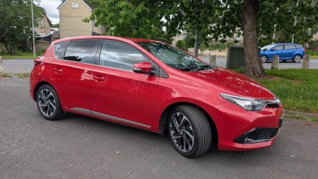 TOYOTA AURIS 1.2 VVT-i Design Euro 6 (s/s) 5dr