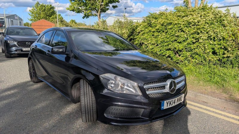 View MERCEDES-BENZ A CLASS 2.1 A220 CDI AMG Sport 7G-DCT Euro 6 (s/s) 5dr